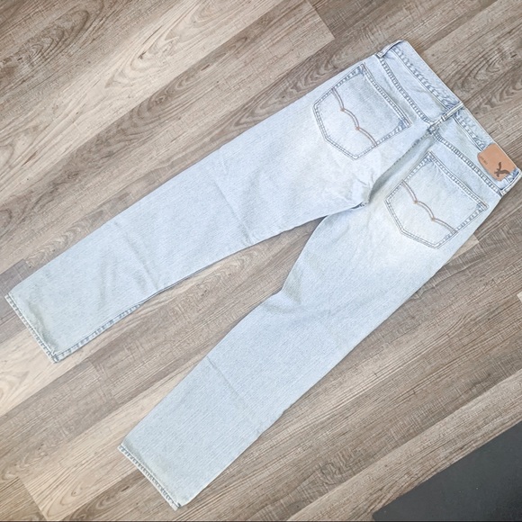 Men’s AMERICAN EAGLE Relaxed Straight Denim Jeans - Picture 10 of 10